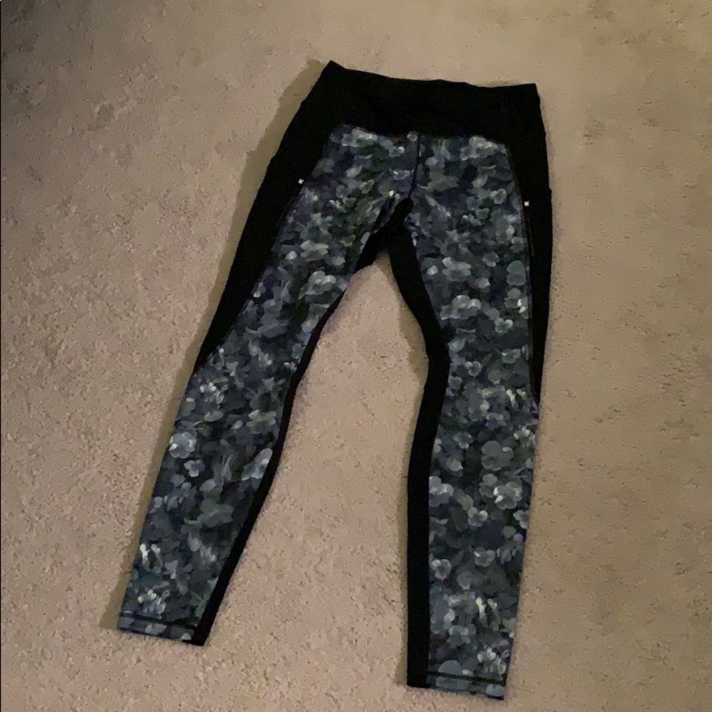Athleta Size M Leggings